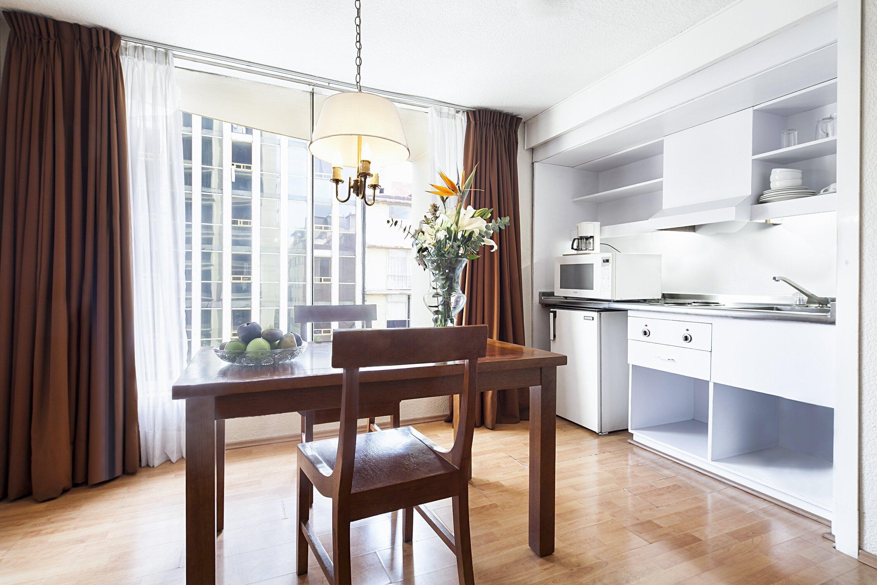 Suite with City View,1710116090:JPEG